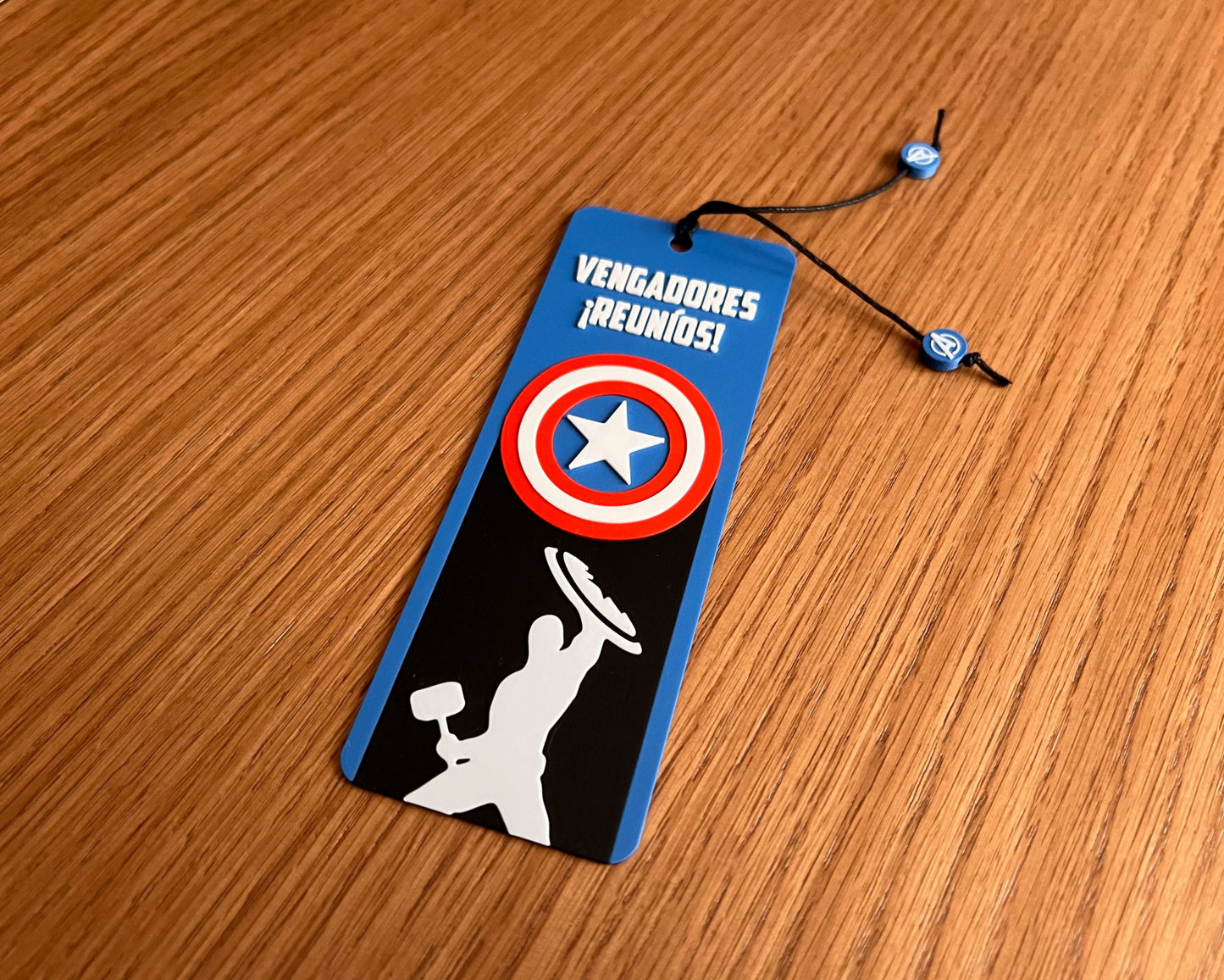 marcapáginas vengadores Marvel impresión 3D coleccionable cómics superhéroes lectura carbono capitán américa