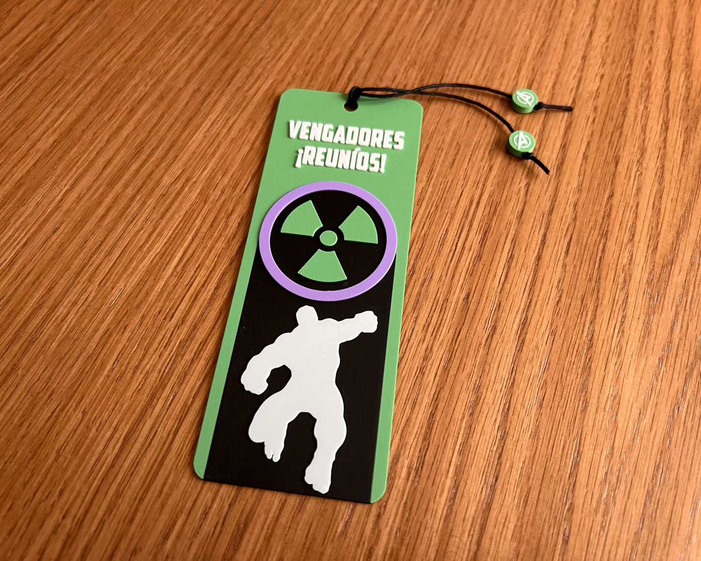 marcapáginas vengadores Marvel impresión 3D coleccionable cómics superhéroes lectura carbono hulk