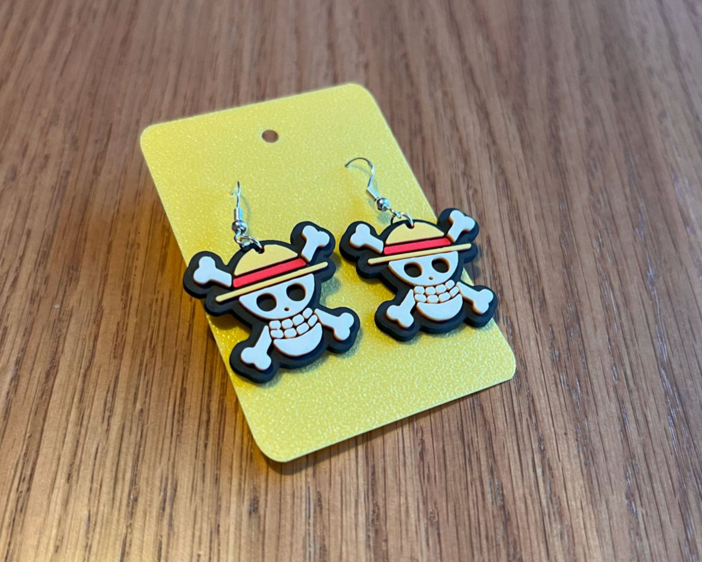 One Piece pendientes