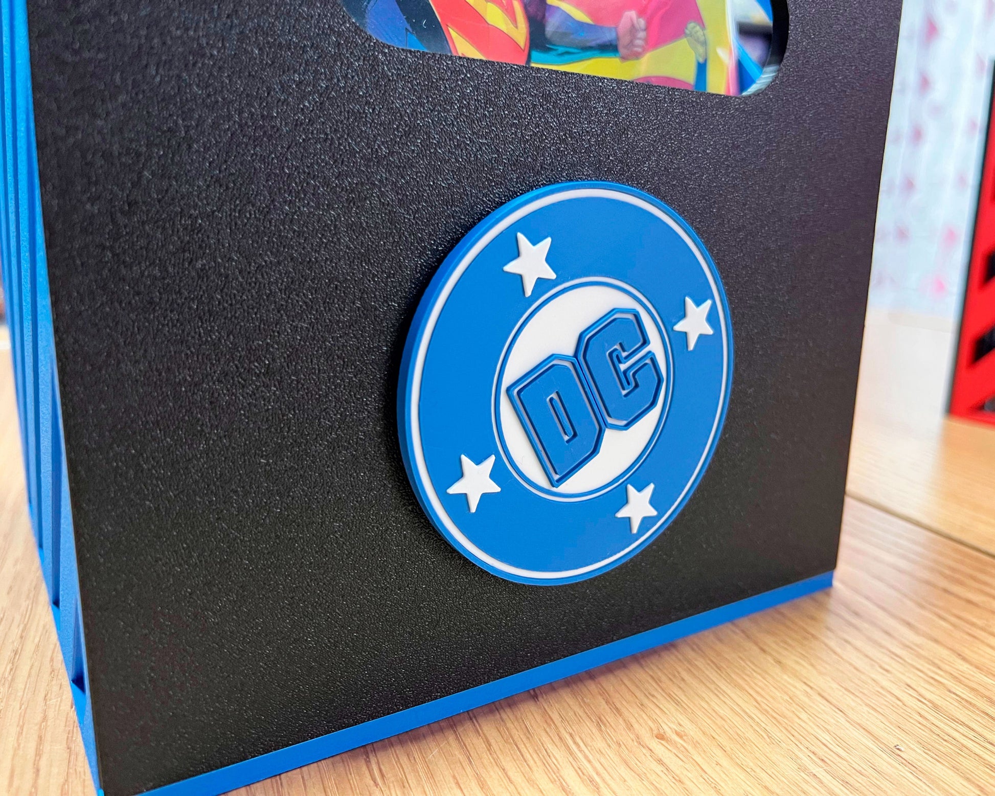 cajas almacenar cómics marvel dc colección detalle dcu frontal