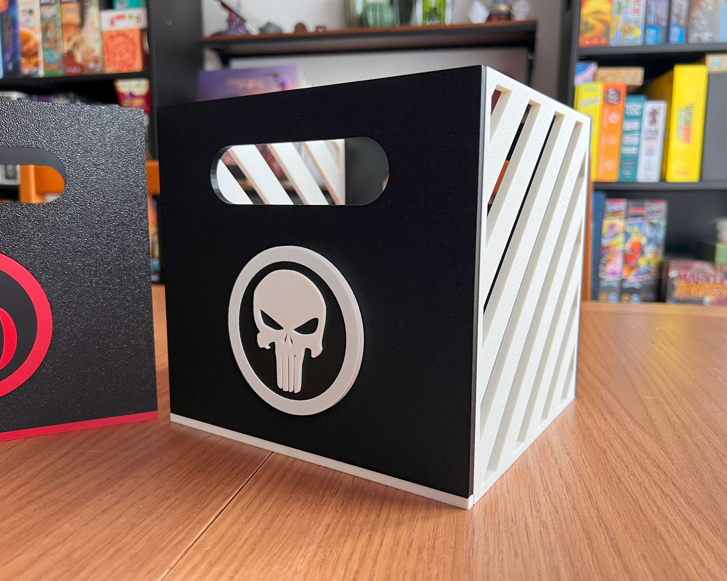cajas comics daredevil punisher almacenaje guardar marvel lateral