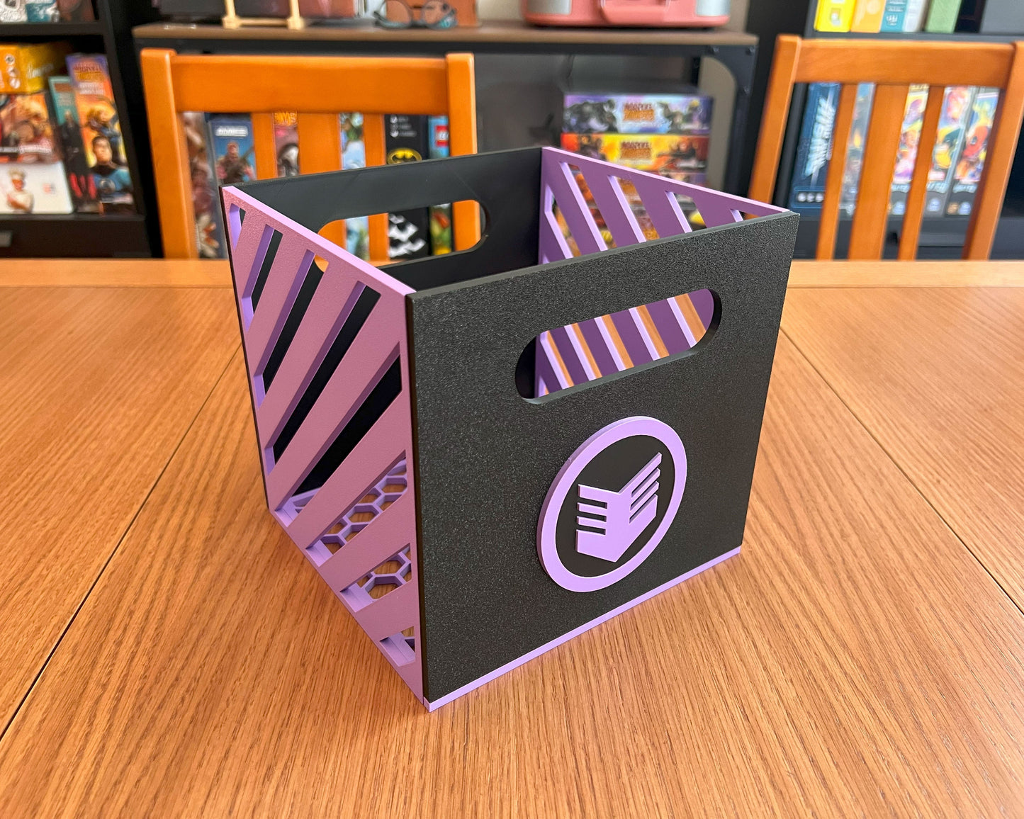 cajas comics marvel superheroes impresion 3D vengadores almacenaje logos intercambiables imantados ojo halcon