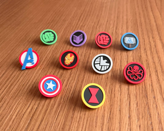 pines superhéroes vengadores hydra shield thor viuda negra ironman capitán américa hulk ojo halcón
